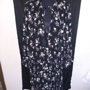 Ever After Black Floral Tassel Tie Cleavage Quarter Ruffle Sleeve Dress Size M